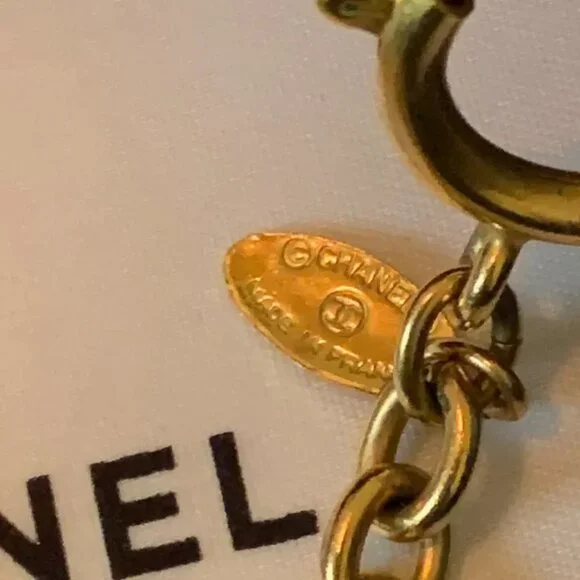 Chanel Vintage Necklace - Picture 4 of 4